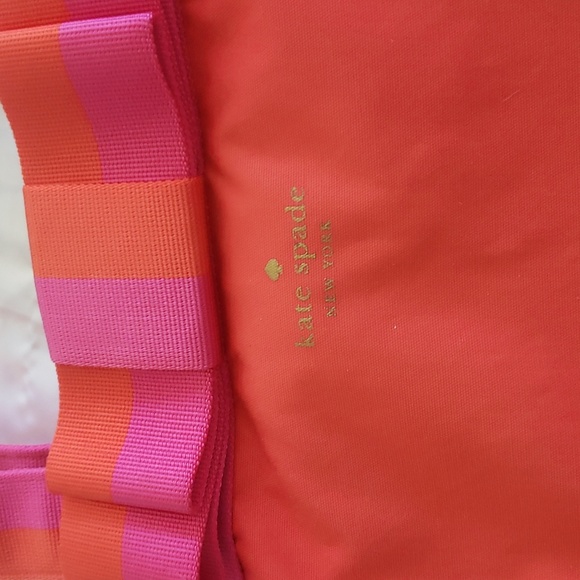 KATE SPADE TRAVEL BAG - Picture 2 of 16
